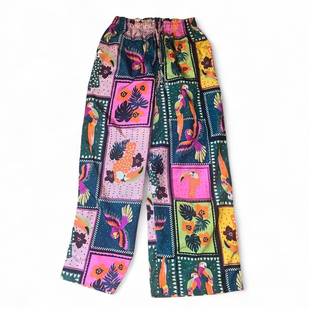 Live 4 Truth Women's Tropical Patchwork Colorful Birds Palm Leaves SZ S